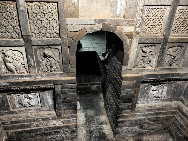 2025年稻城亚丁自驾之旅（5）新绛龙兴寺