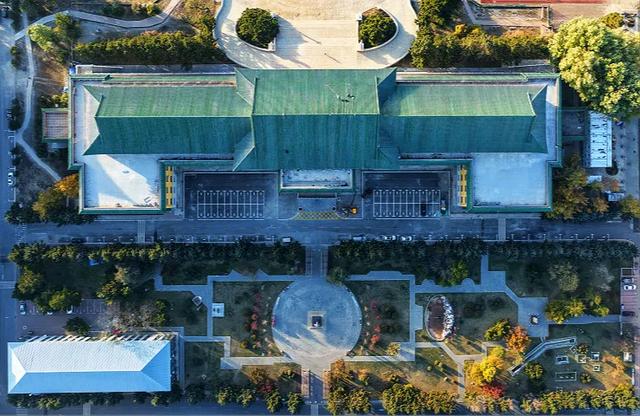 吉林大学地质宫焕新亮相