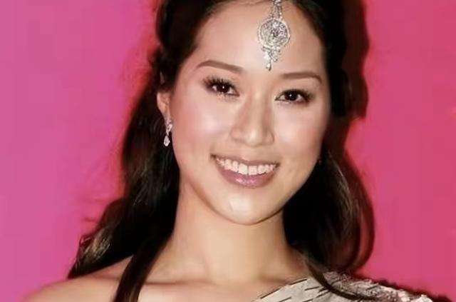 她14岁已是“人间尤物”， 被首富看中花10亿娶回家， 8年生了四胎