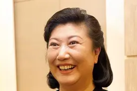 2005年高秀敏意外猝死，13年后情夫何庆魁揭露：撒谎把命搭进去了图片