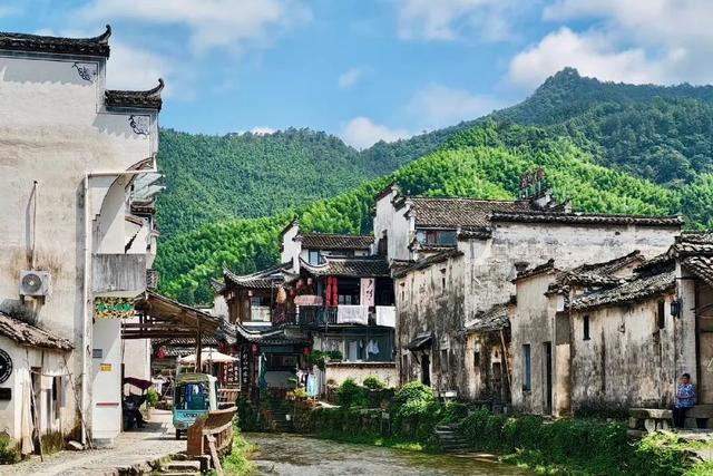 藏在宏村身后的水墨秘境:卢村,与时光对坐的千年古村!