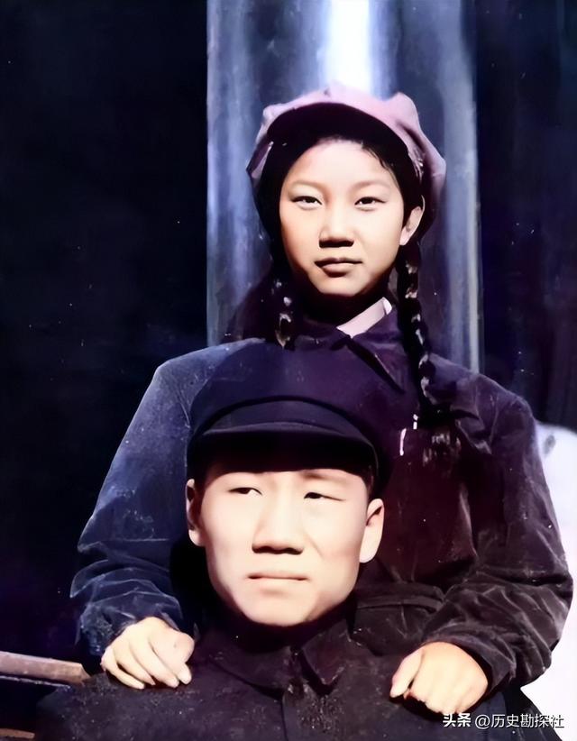 1962年，刘思齐和杨茂之新婚后，去看望毛主席，留下的珍贵合影