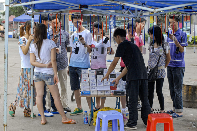 第二个富士康？宣布全线搬迁、近10万工人丢掉饭碗，央媒早有预警