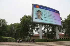 老赖黑名单，两年就解除？影响子女？这些事都是真的吗？图片
