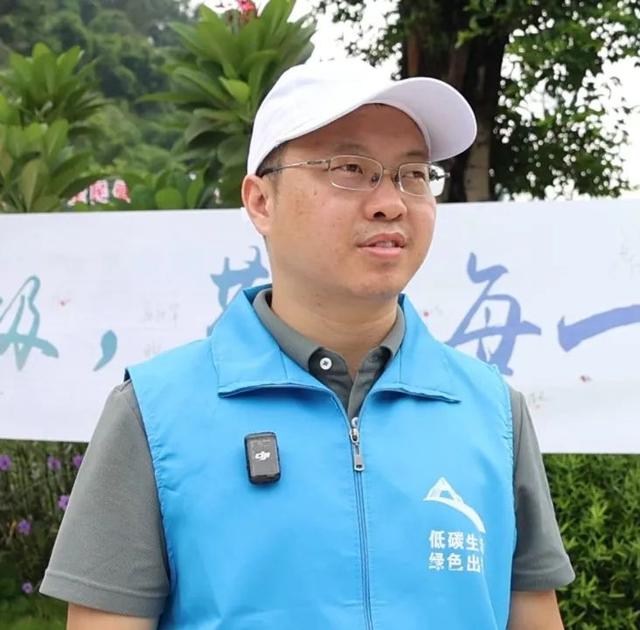 出发！跟着这群“环保蓝”游边城