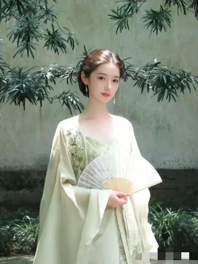 山东济南一佳人好漂亮， 身高168cm，体重48kg 美的让人移不开眼