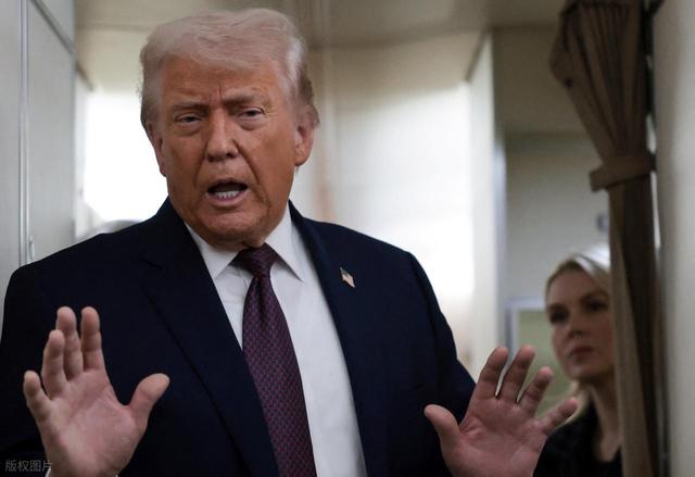 特朗普刚下专机，中方就出席午宴	，中美同桌共餐，会场布置很特殊