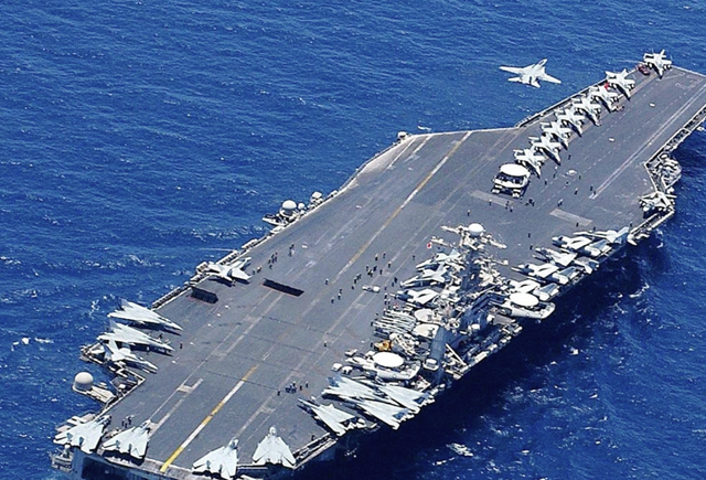 5艘航母云集中国近海，中美巅峰对阵，特朗普明牌，逼着中国接招