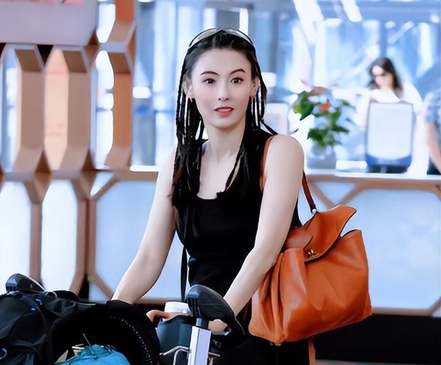 与谢霆锋离婚14年后，45岁张柏芝高调官宣喜讯，原来一切早有预料