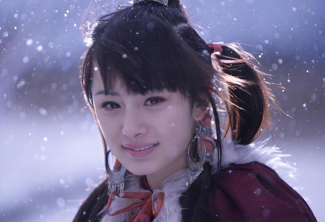 离婚7年，39岁杨幂高调宣布喜讯，刘恺威终为自己的错误买了单！