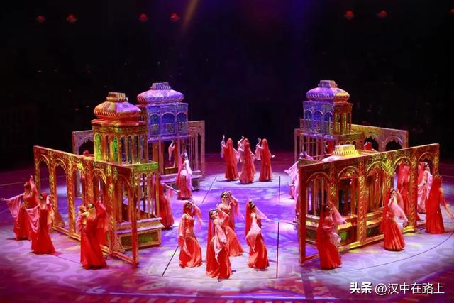 汉中兴汉胜境放大招：18周岁以下青少年及应届高考生免门票