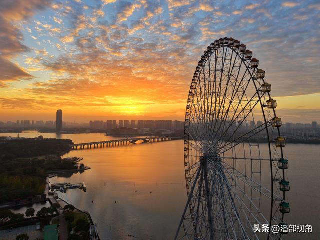 2025.11.13,日出蠡湖 ，霞光满天