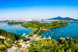 玄武以青春之姿，奋进高质量发展新征程图片