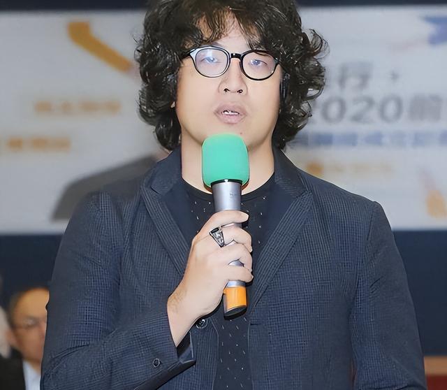 面对全球通缉，沈伯洋送大陆一句话，台当局得意	，郑丽文重拳出击