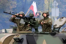 波兰要接替乌克兰？为快速向俄派兵修路，扎哈罗娃：这就喝上了？图片