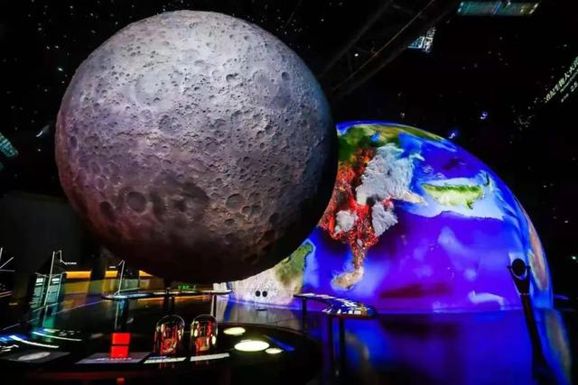 宇宙级浪漫,上海也太会了!