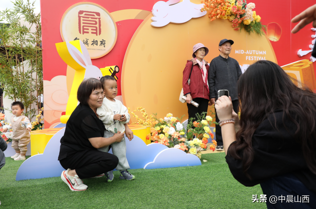 为什么游客都抢着来皇城相府？吃喝玩乐皆享其乐