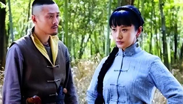 1952年小兴安岭女匪首逃进深山，82年才被发现，为何她能存活