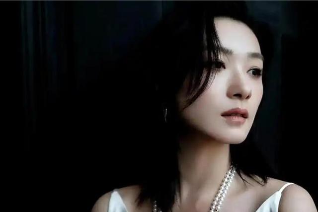 因长的太漂亮，七次拒绝导演“要求”被封杀	，43岁终凭实力拿影后