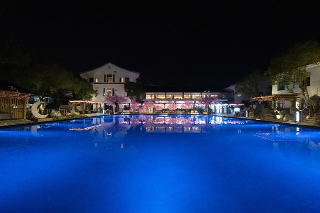 人气火爆！庐江的温泉，不基础🤙