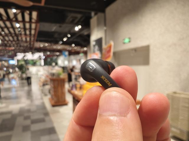 降噪耳机新卷王，百元价位能达到这效果，有点出乎意料了