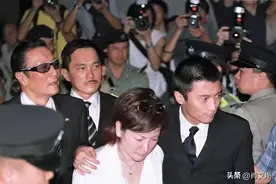 选美冠军陷银鸡案，曝生子秘方任人猜，难怪狄波拉谢霆锋相爱相杀图片