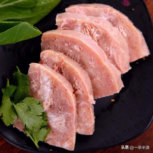 自驾营地：山东菏泽市免费床车房车自驾露营地停车场主要景点美食