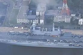多国军舰密集停靠日本——日本甘当北约东进亚太的“跳板”图片