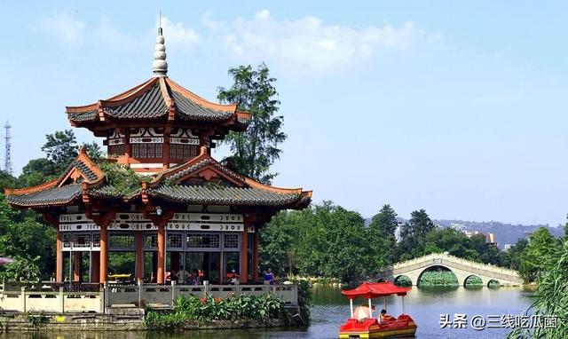 云南一个低调的城市火了，最近两年突然飙升成避暑黑马了