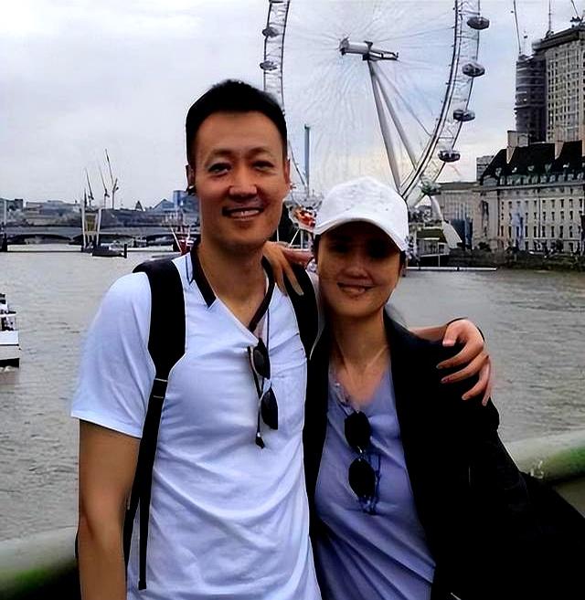 辛柏青丧妻才三个月！恶心的一幕就出现了，被撮合娶马伊俐过日子