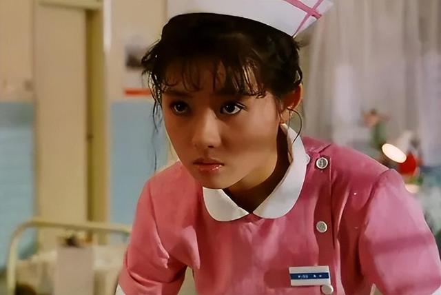 27岁一脱成名，如今仍被标签捆绑，李丽珍的人生为何高开低走？