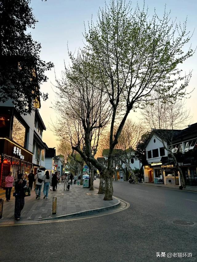“苏州是精致，杭州才是生活”？江南双雄，谁更能留得住人？
