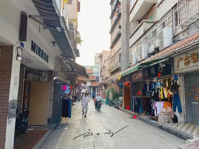 广州有一条“尴尬”的商业街，曾经人山人海，如今却破败不堪？