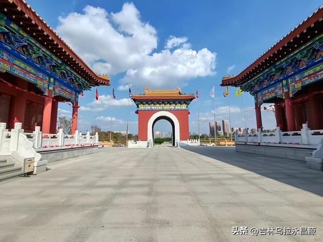 游吉林市小白山，听到了六十八年前荒唐的“讨药”事件