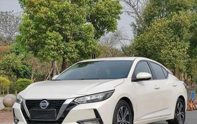 2026款轩逸真心版指导价7.89万，省油空间大，工薪族的福音！