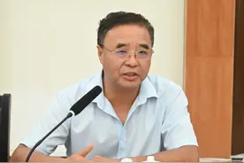 公器私用！贵州省贵阳市政协原副主席梁显泉被决定逮捕图片