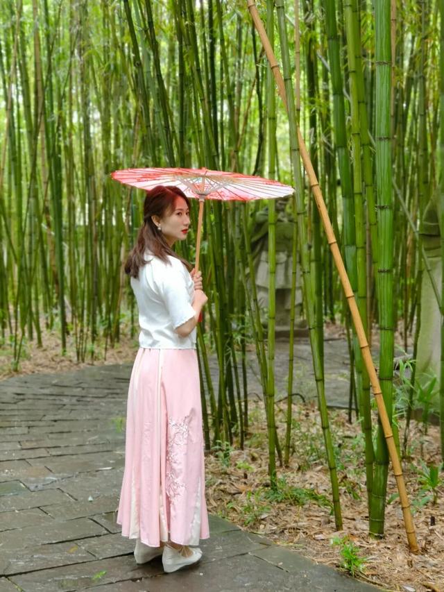 昭化的雨天秋意，古城的千年诗意，这个秋天，来昭化古城进行一场雨的约会吧！