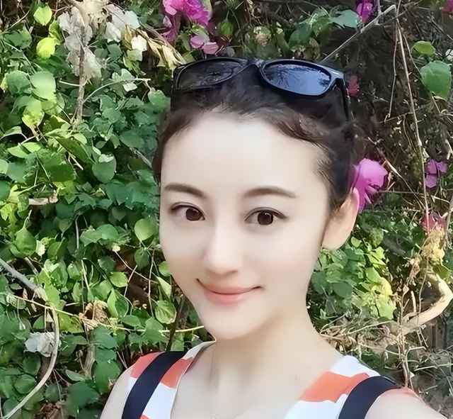 原来她早已去世！26岁全身溃烂不治而亡，被全家8口“吸血	”多年