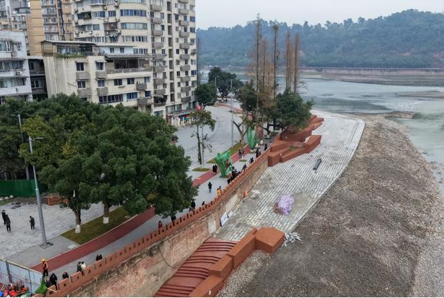 乐山凭啥炸开了锅？三大公园成新顶流！