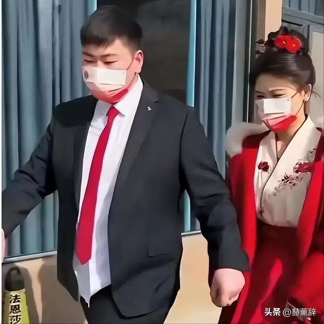 朱小伟做梦也没有想到，离婚四年后，前妻陈亚男没能活成真实自己