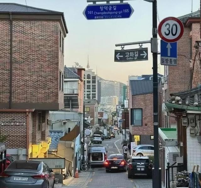 05年，韩国把“汉城”改为首尔，全世界里为何只要求中国修改称呼