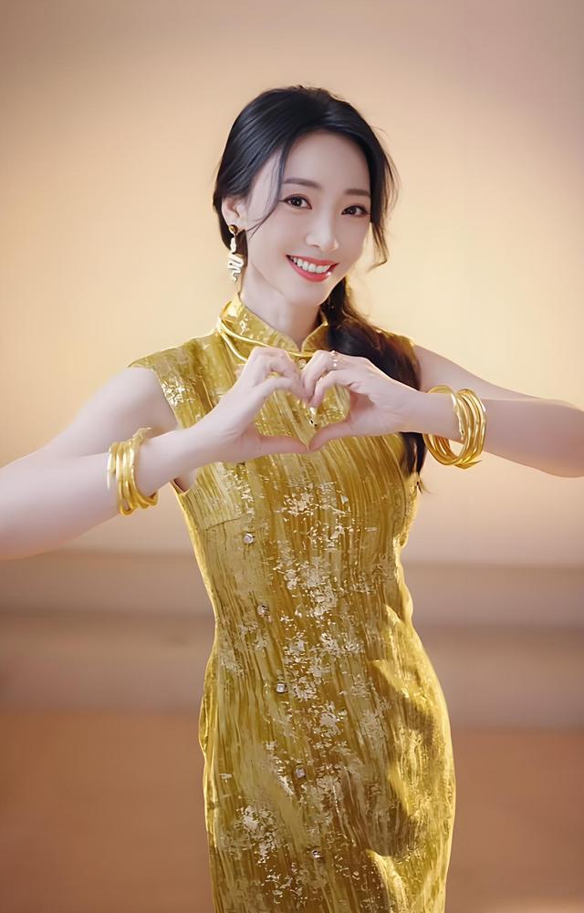 柳岩现身2026年央视春晚首次彩排阵容！网友质疑她借前男友上位