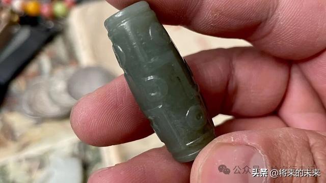 北京废品站“捡宝”，满满一大堆，还藏了一个白玉锁