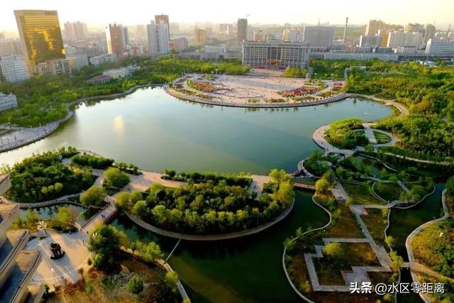 乌鲁木齐市水磨沟区——City walk新路线！水磨沟区这几个神仙地点，随手一拍都是大片