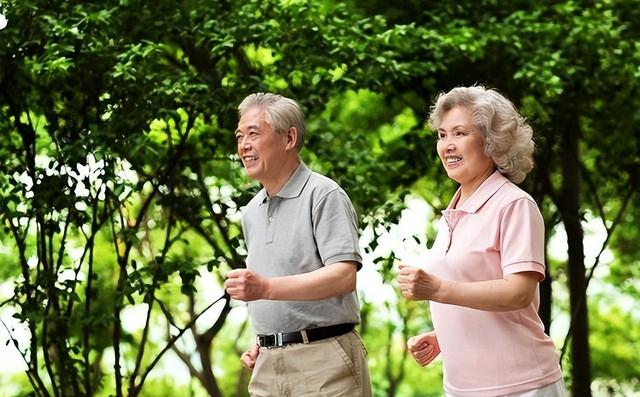 年龄越大越要少锻炼？医生建议：年过60岁，尽量避免5种减寿行为
