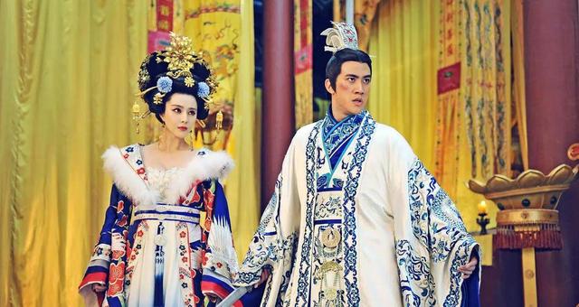中国的龙脉上埋了3个人：一个挖不了	，一个不敢挖，一个不能挖