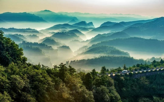 坐高铁游广元 | 今年夏天，为什么一定要宿进曾家山？