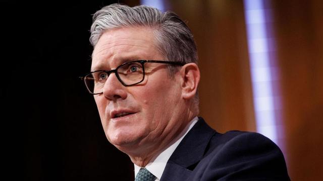 特朗普对8国加码关税施压，拉夫罗夫称中国将成最大赢家