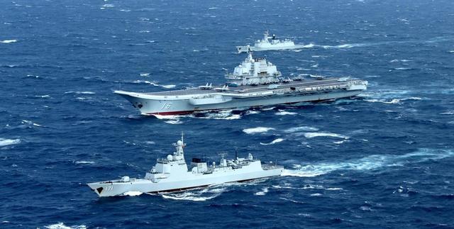 “9.3阅兵”当天，菲澳加在黄岩岛附近演习，三次警告中国驱逐舰