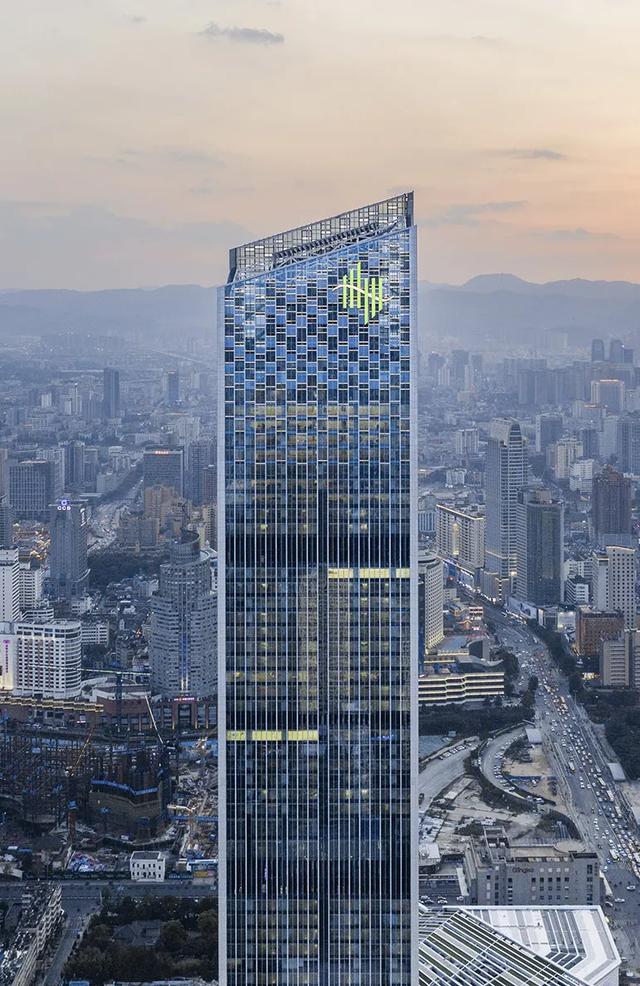 云、贵、川、渝第一高楼,西南经济的象征